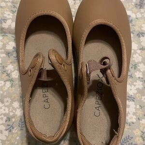 Girl’s Capezio Tan Tap Shoes - Size 8 ½